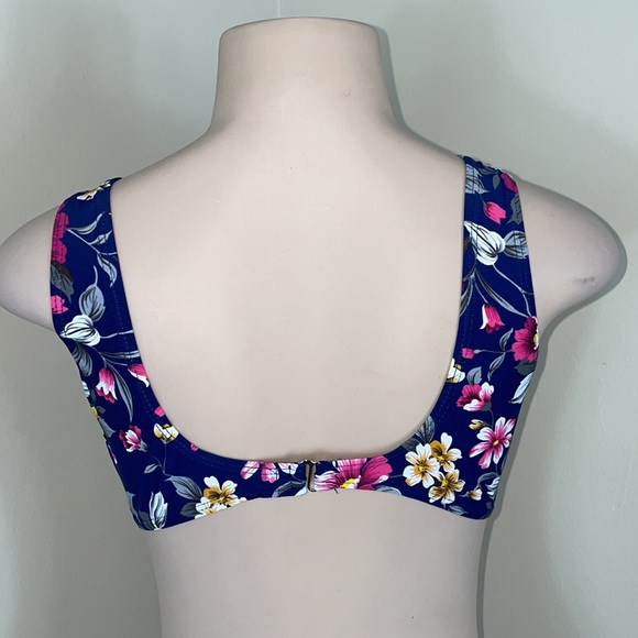 Bright Floral Cut Out One Piece Monokini Swimsuit - Picture 7 of 13